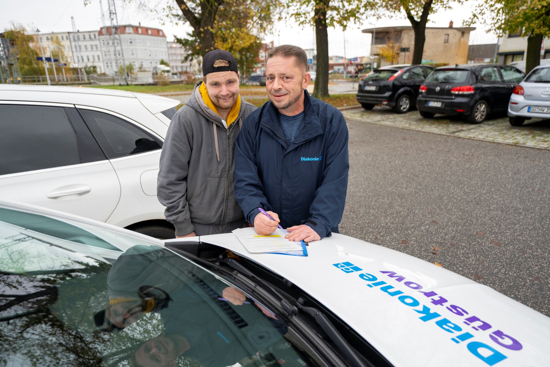 AEW fährt mit Elektroautos zu ihren Kunden