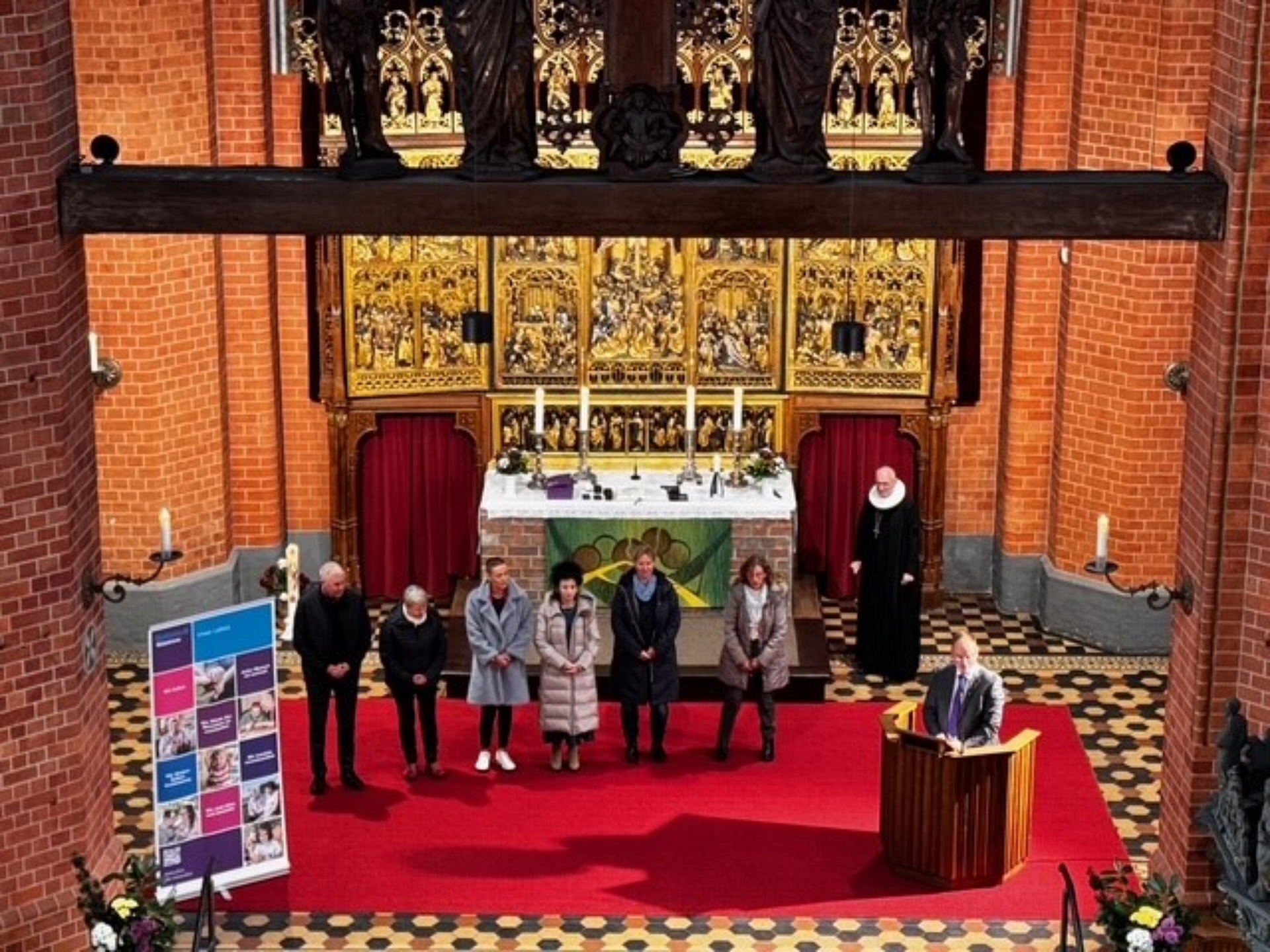 Verleihung der silbernen Kronenkreuze in der Pfarrkirche Güstrow Bild