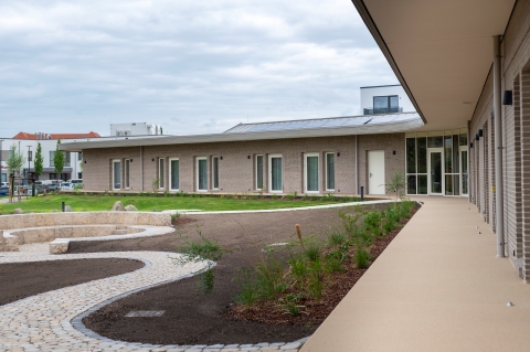 Außenterrasse wirkt als Schutzzone für Hospiz-Gäste