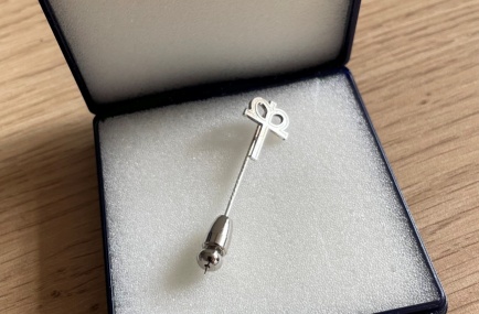 Kronenkreuz - Symbol für Engagement