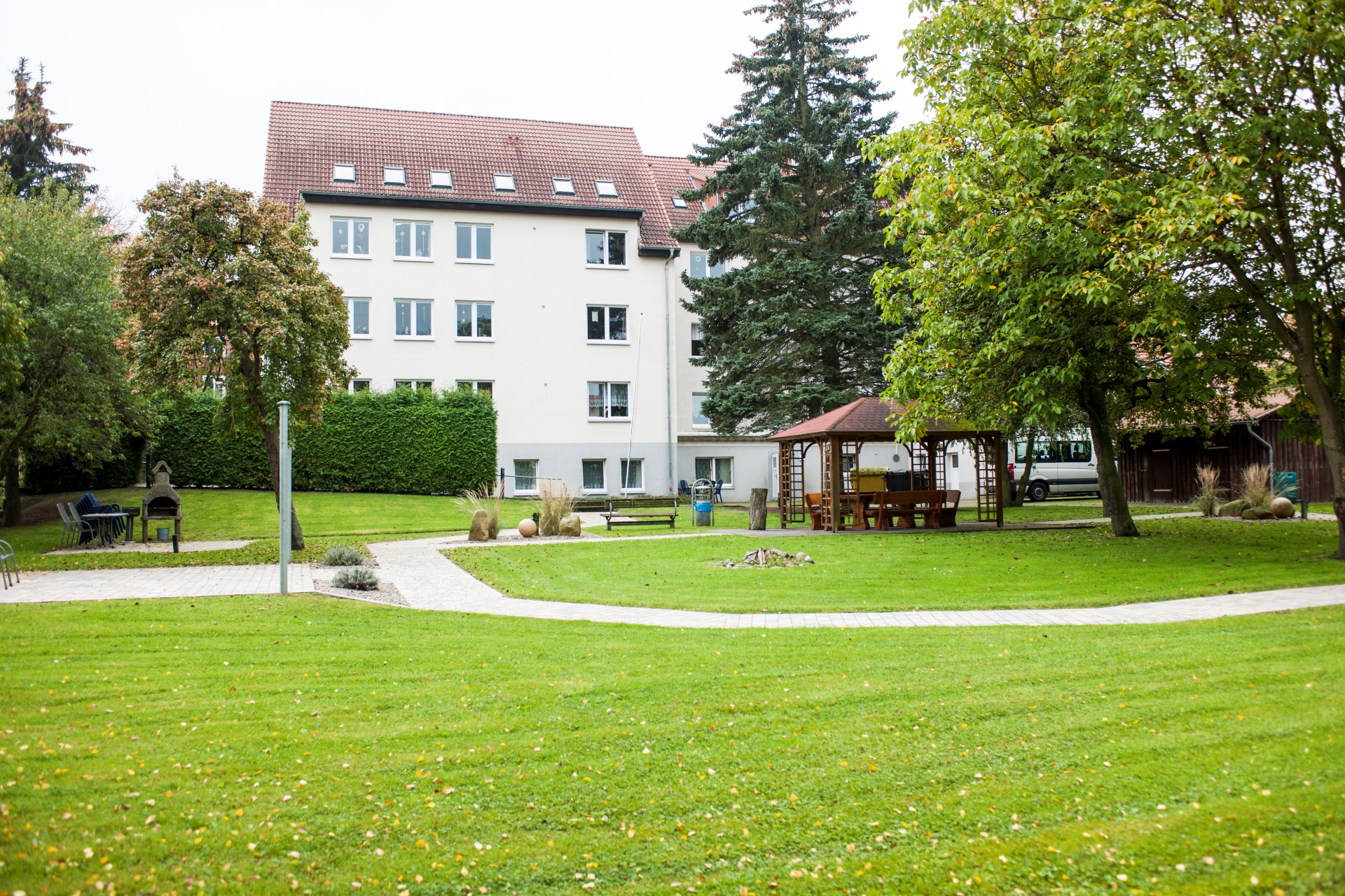 Wohnhaus Kastanienstraße Wohnhaus Kastanienstraße