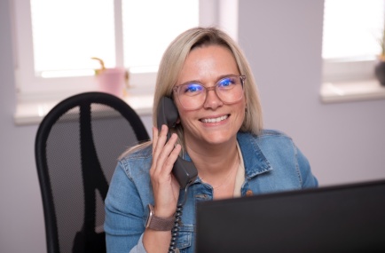 Christina Kuhrt, Sozialstation Schwaan © Foto: Jörn Lehmann Christina Kuhrt behandelt professionell Wunden jeglicher Art