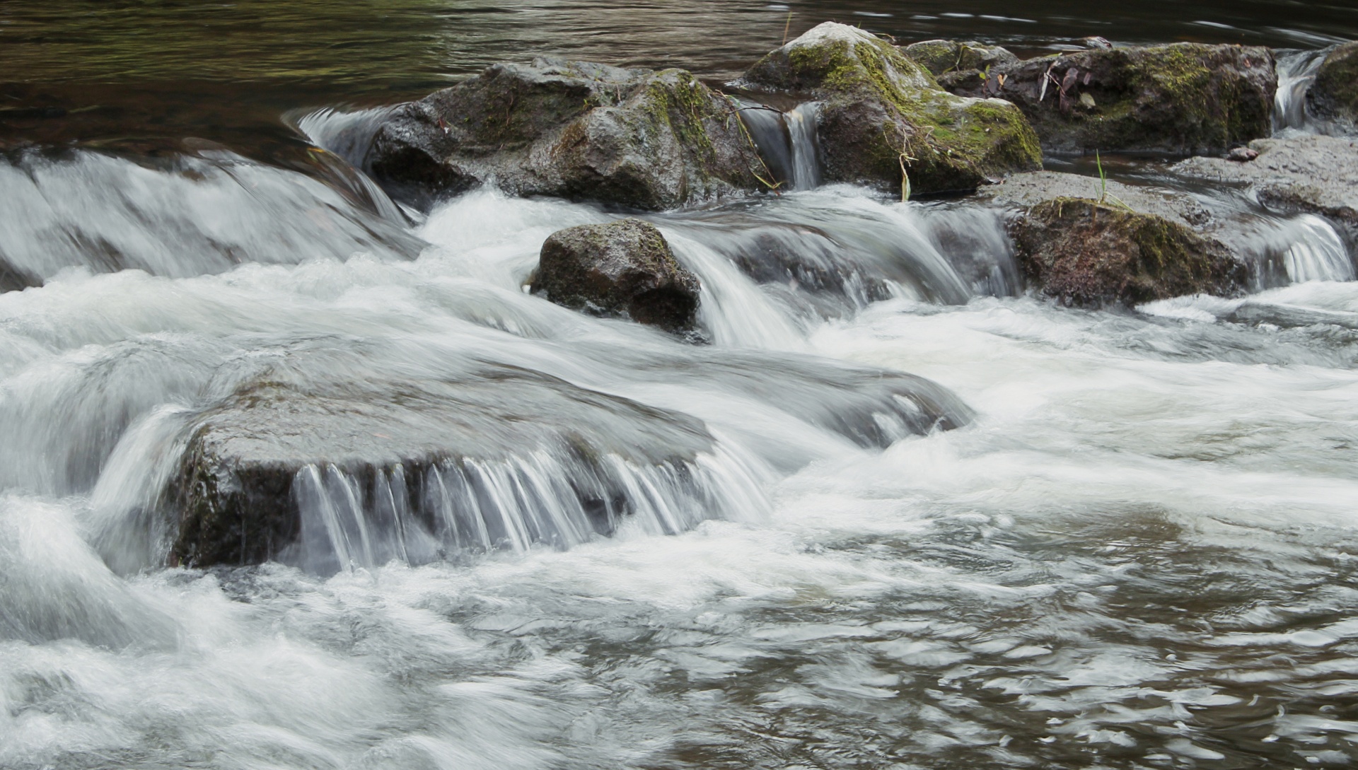 magnific_waterfall_1920px © Foto: pixabay Ressourcen Wasserfall