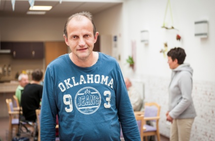 Maik Schiedt in der Tagespflege Teterow