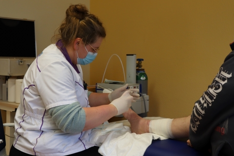 Plasmatherapie durch Wundschwester Katrin Lange